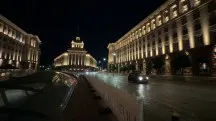 Video screengrabs, low light: 0.5x - (3840x2160px) - Apple iPhone 18 Pro review