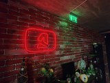 Low-light samples, ultrawide camera (0.6x) - 16mm, f/2.0, ISO 2000, 1/8s (4096x3072px) - Oppo Reno16 Pro review
