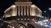 Video screengrabs, low light: 2x - Samsung Galaxy A18 review