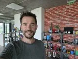 Selfie-Beispiele, interne Kamera - 23mm, f/2.2, ISO 125, 1/100s (3648x2736px) - Samsung Galaxy Z Flip8 Test